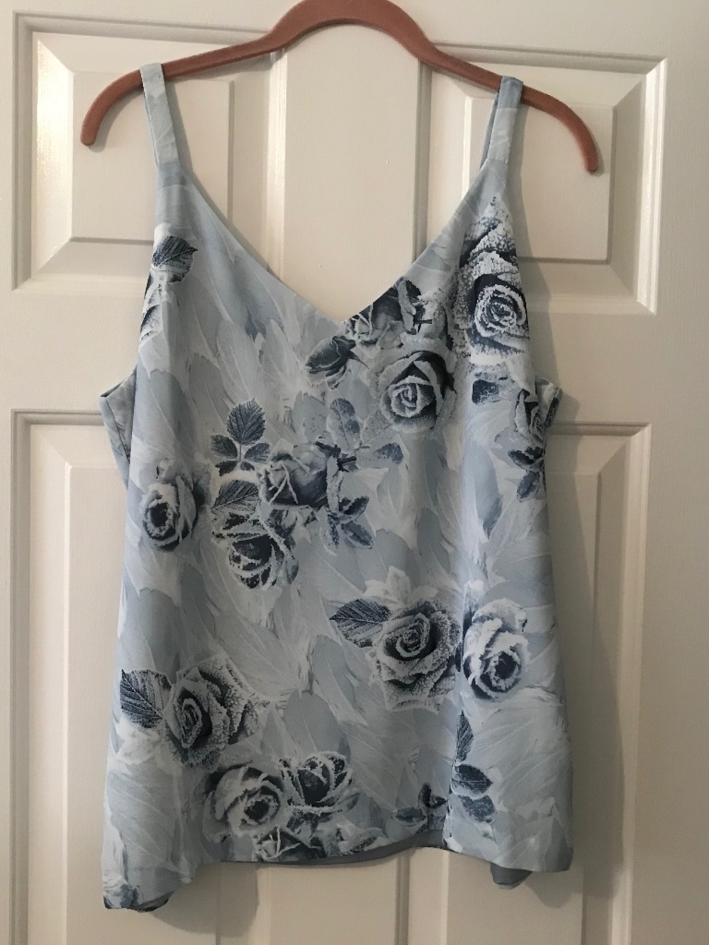 White House Black Market Light Blue Floral V-Neck Tank